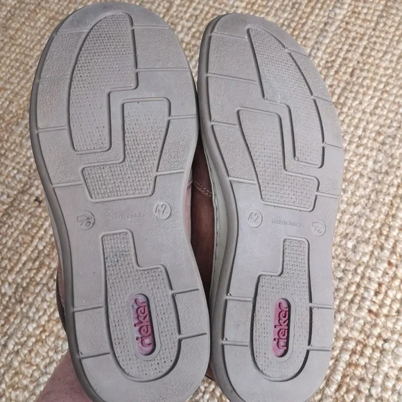 Men's Rieker leather slip-ons - Picture 7 of 12